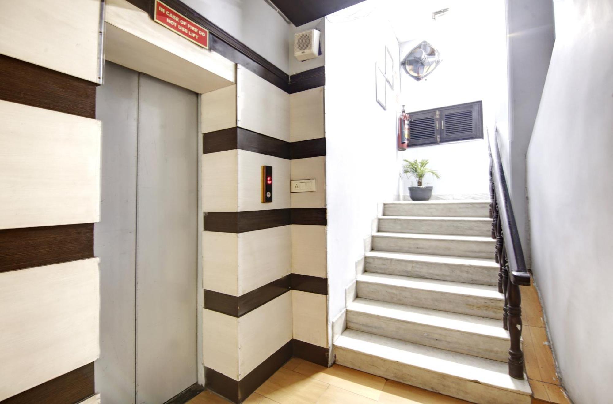 ดฮเทล บีบี พาเลซ Hotel เดลี ภายนอก รูปภาพ