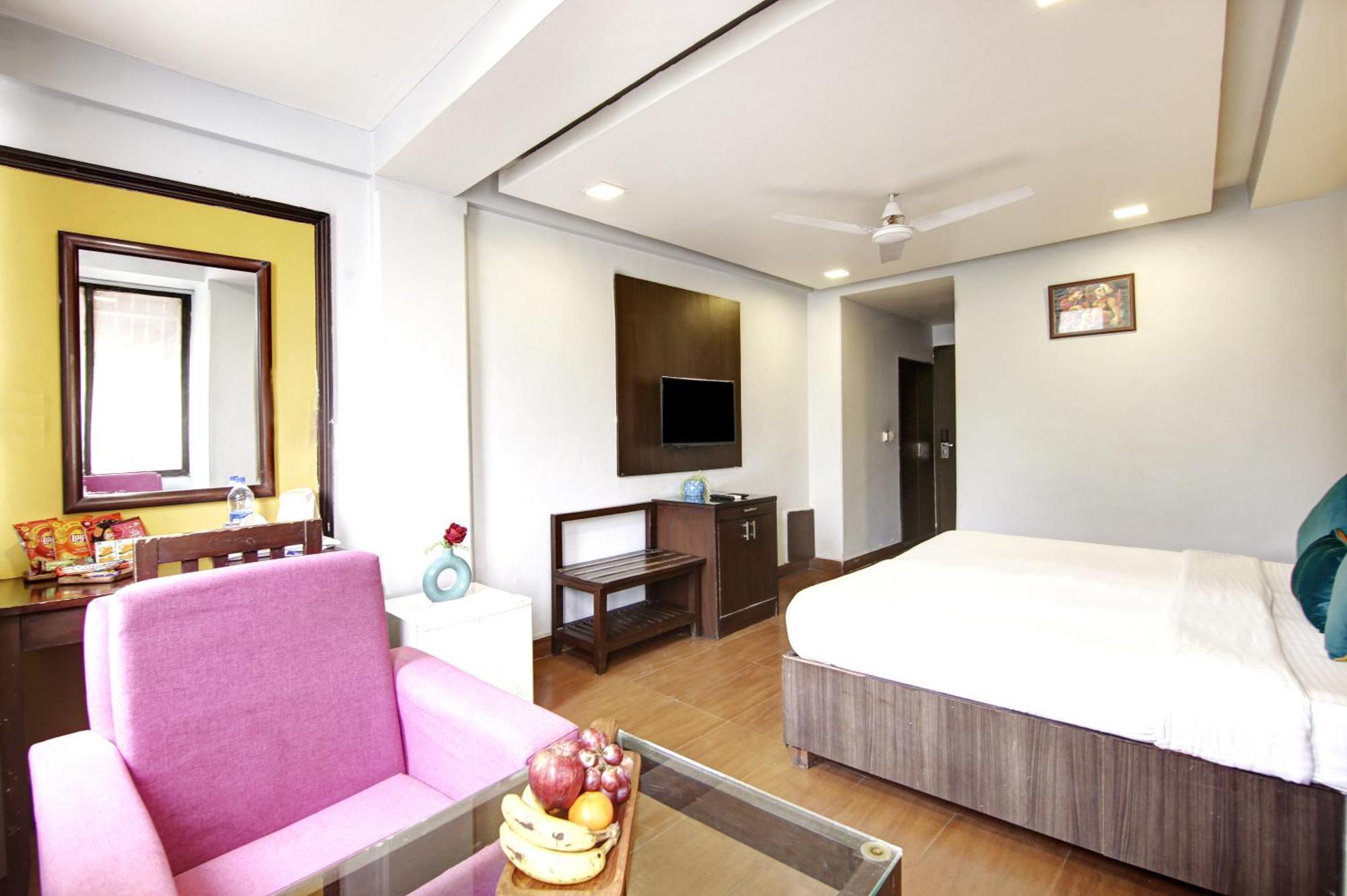 ดฮเทล บีบี พาเลซ Hotel เดลี ภายนอก รูปภาพ