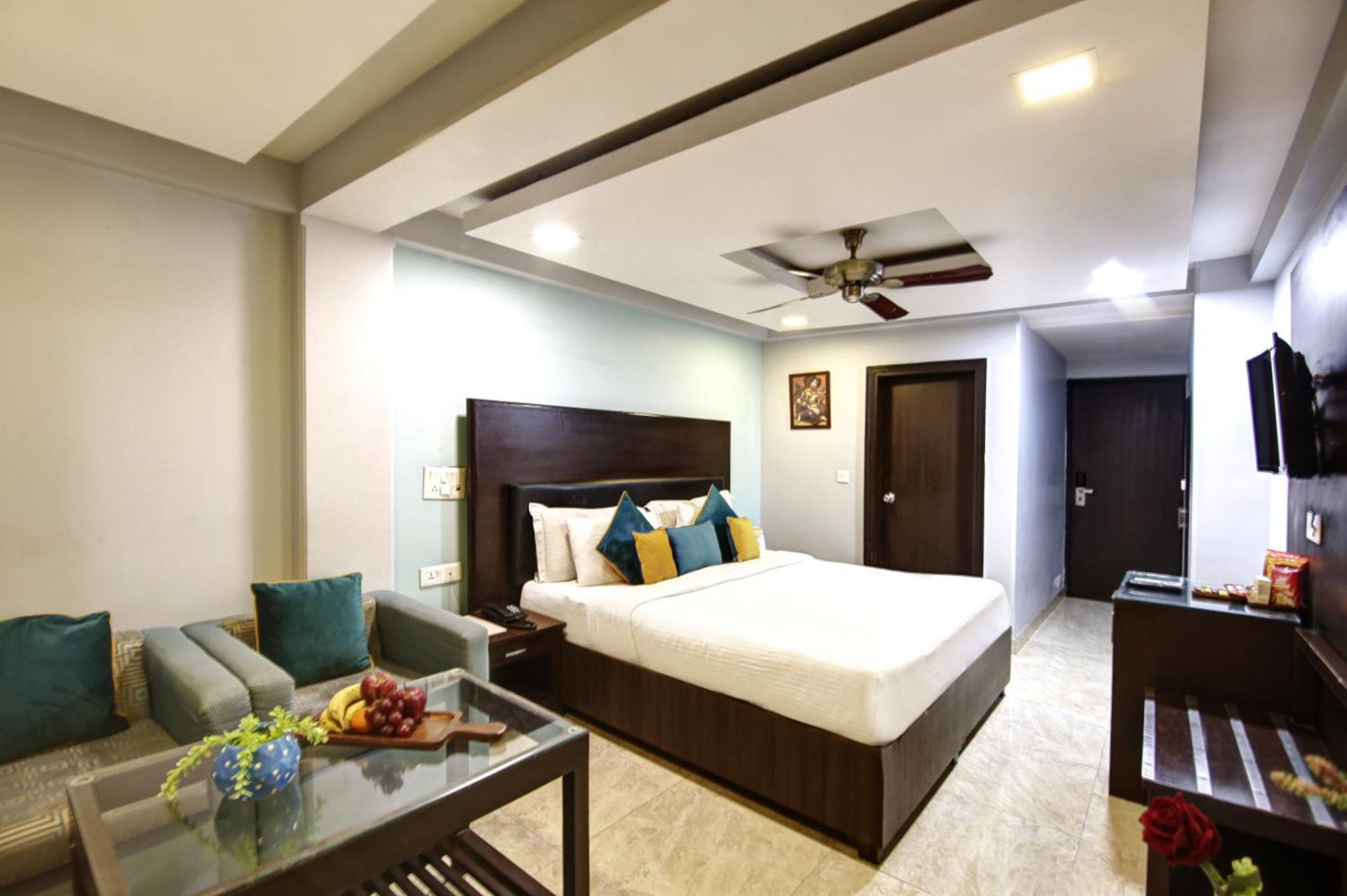 ดฮเทล บีบี พาเลซ Hotel เดลี ภายนอก รูปภาพ