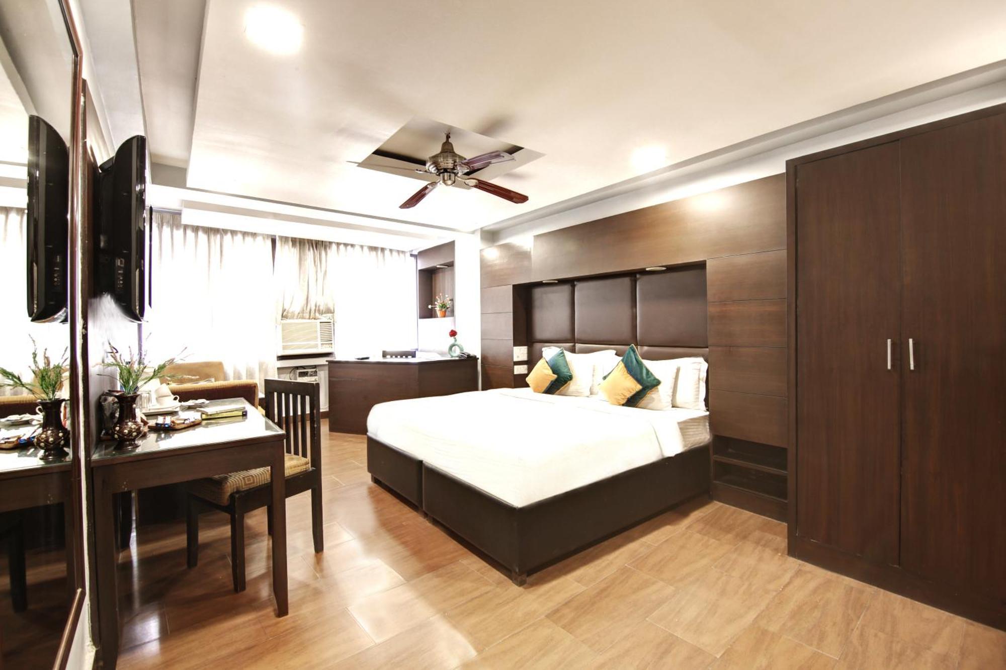 ดฮเทล บีบี พาเลซ Hotel เดลี ภายนอก รูปภาพ